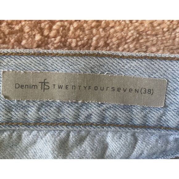 TFS Twentyfourseven Women’s High Rise Mom Jeans Blue Light Wash S/M - Picture 3 of 8
